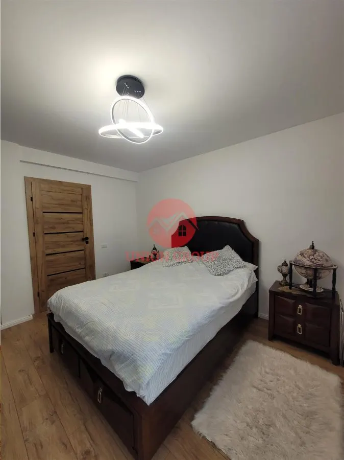 Vila P+1E, 2 Apartamente, Acces Separat, Plus Curte 249mp - foto 15