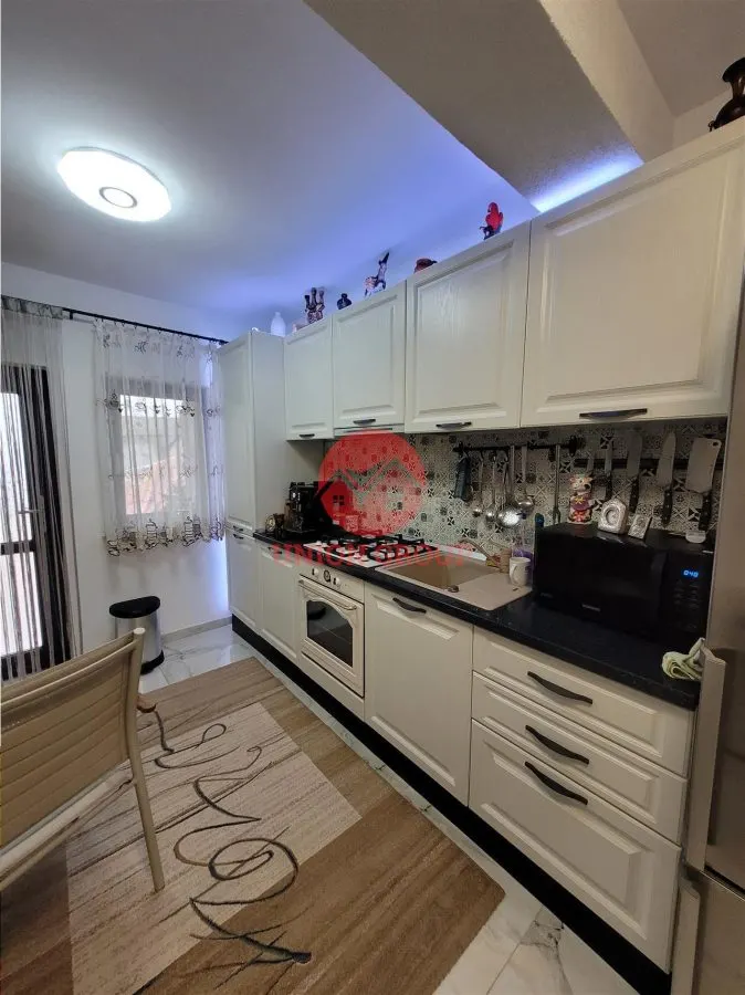 Vila P+1E, 2 Apartamente, Acces Separat, Plus Curte 249mp - foto 22