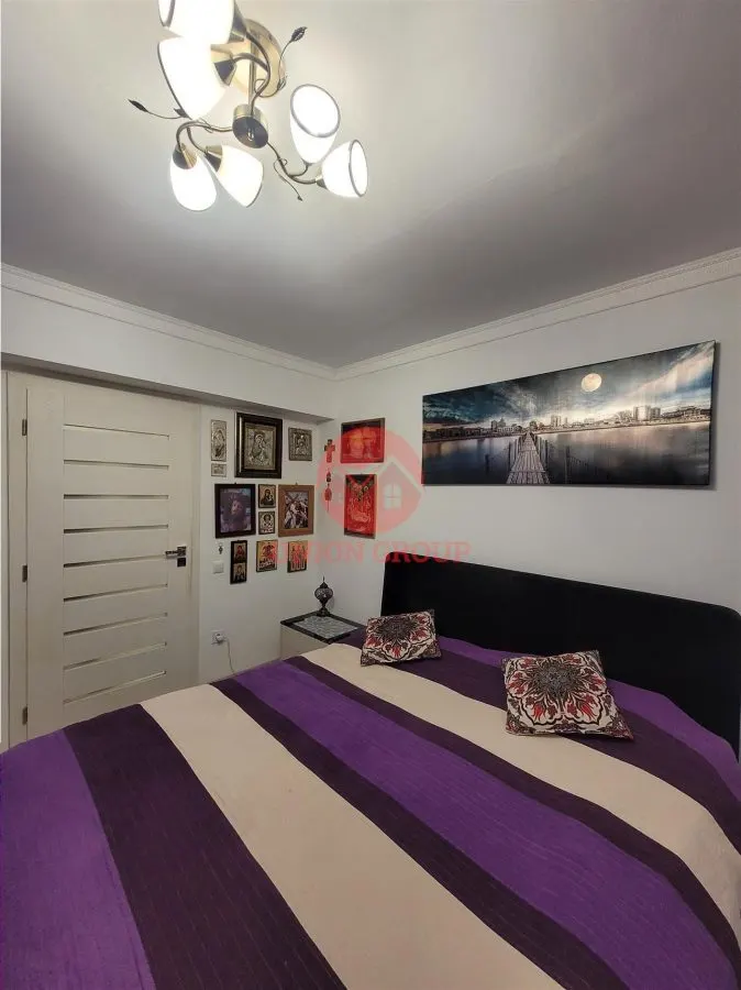 Vila P+1E, 2 Apartamente, Acces Separat, Plus Curte 249mp - foto 5