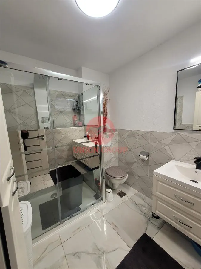 Vila P+1E, 2 Apartamente, Acces Separat, Plus Curte 249mp - foto 7