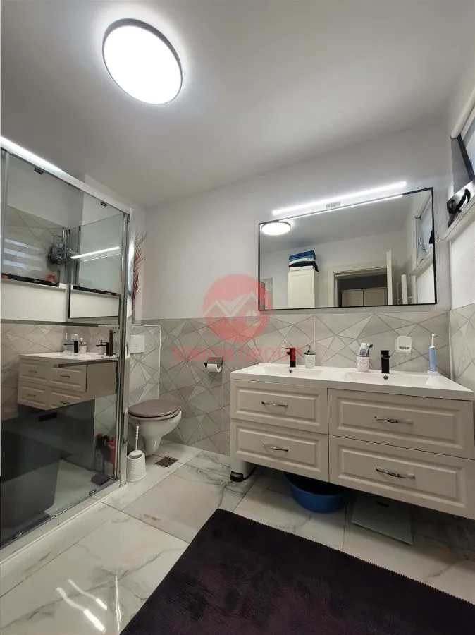 Vila P+1E, 2 Apartamente, Acces Separat, Plus Curte 249mp - foto 8