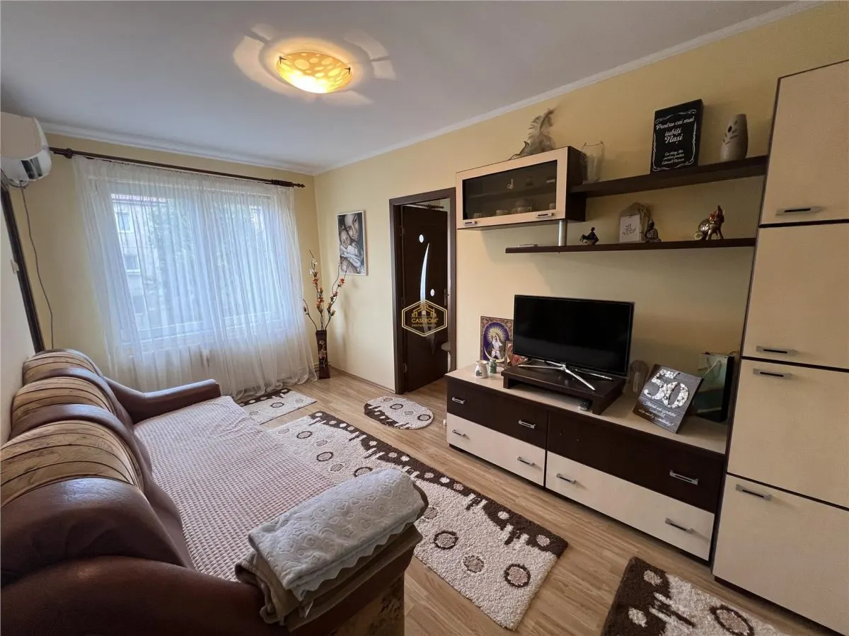 Apartament 3 Camere-Etaj 3-Mobilat si Utilat - foto 1