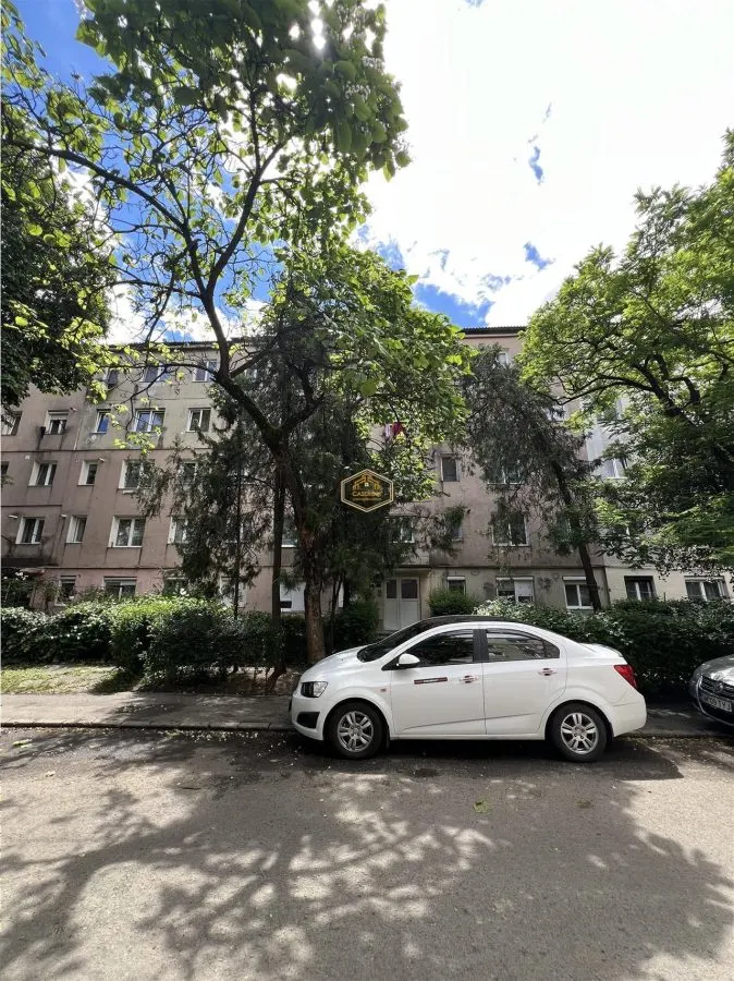 Apartament 3 Camere-Etaj 3-Mobilat si Utilat - foto 17