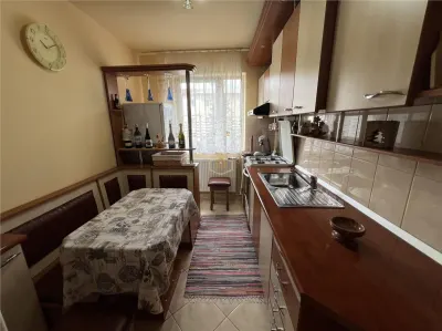 Apartament 3 Camere-Etaj 3-Mobilat si Utilat - foto 6