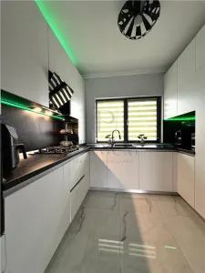 DUPLEX MODERN PE PARTER, GATA DE MUTAT, ZONA BUNA, TOATE UTILITATILE. - foto 12