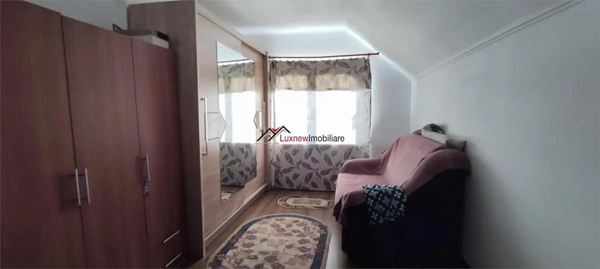 Comision 0%! Locul unde confortul devine acasa! Casa insiruita spatioasa zona Florilor! - foto 8