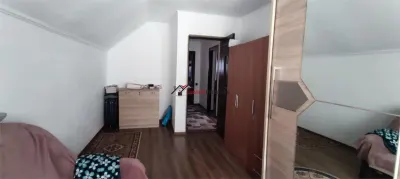 Comision 0%! Locul unde confortul devine acasa! Casa insiruita spatioasa zona Florilor! - foto 9