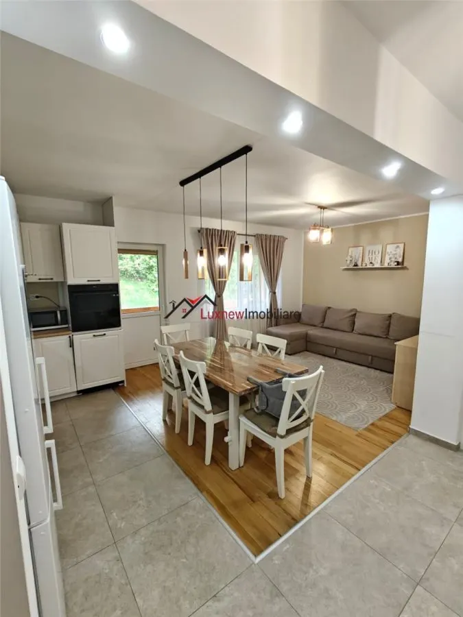 Liniste, padure si confort. Apartament cu 3 camere, 2 balcoane in Floresti! - foto 2