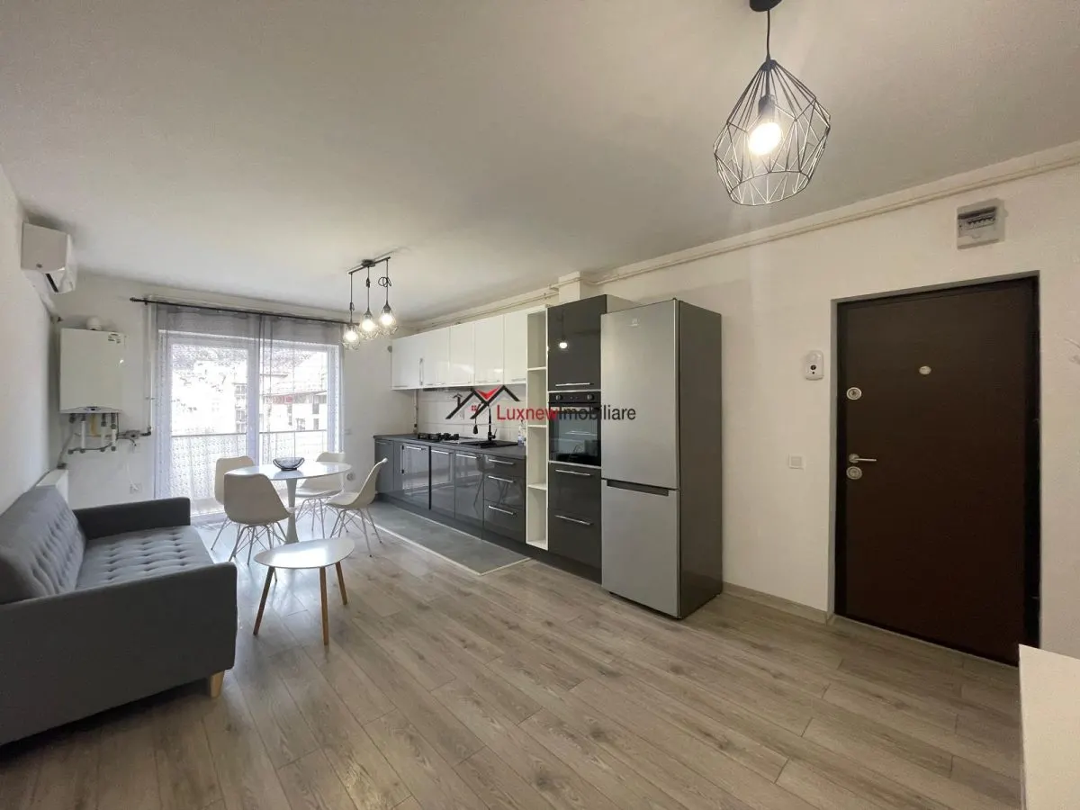 Apartament mobilat si utilat cu 2 camere la cheie in Floresti. - foto 3