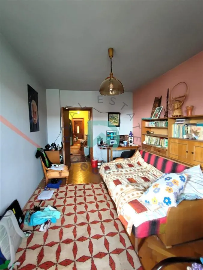 Casa singur in curte, zona  Brasovului Vechi - foto 16