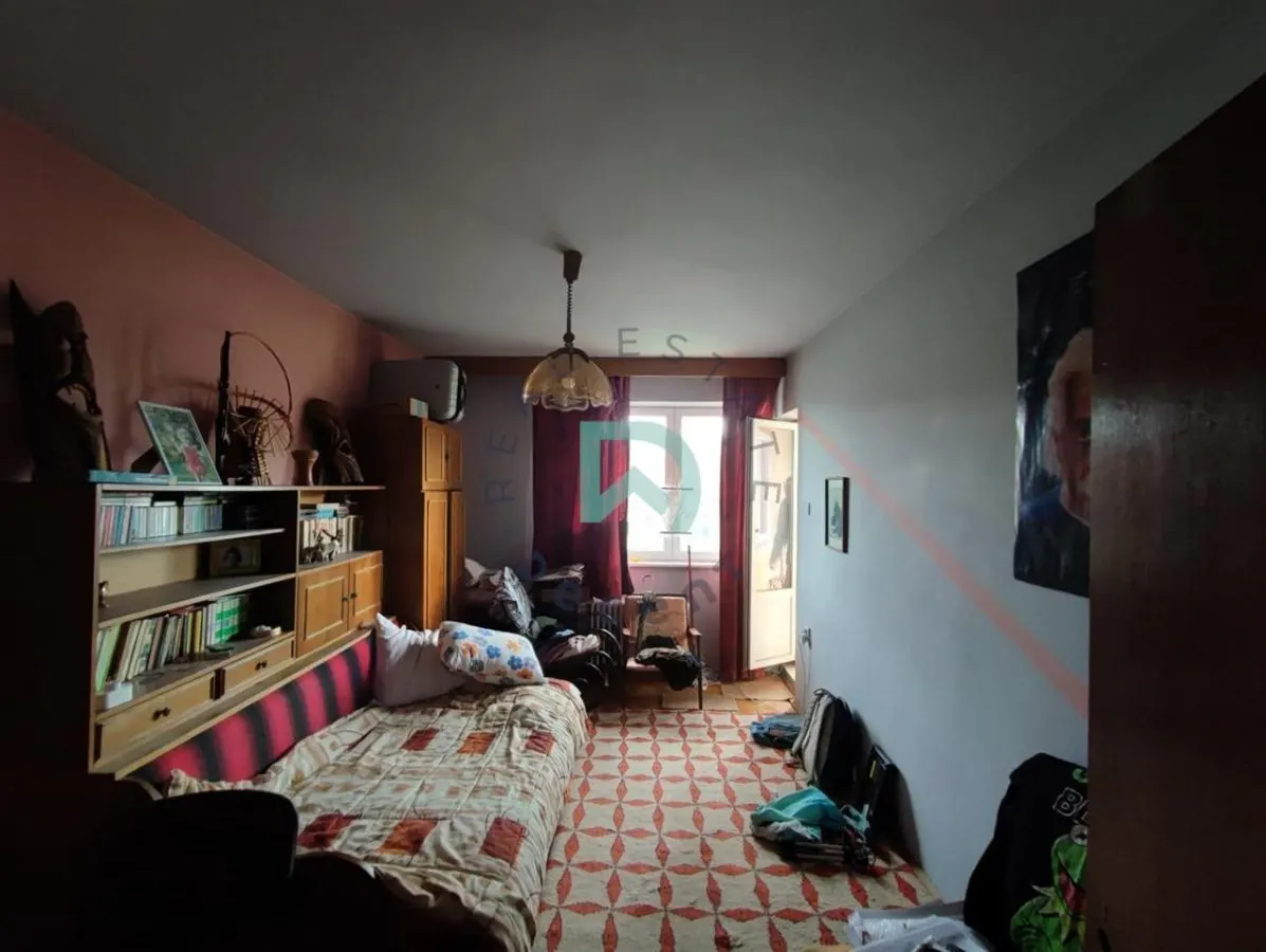 Casa singur in curte, zona  Brasovului Vechi - foto 17