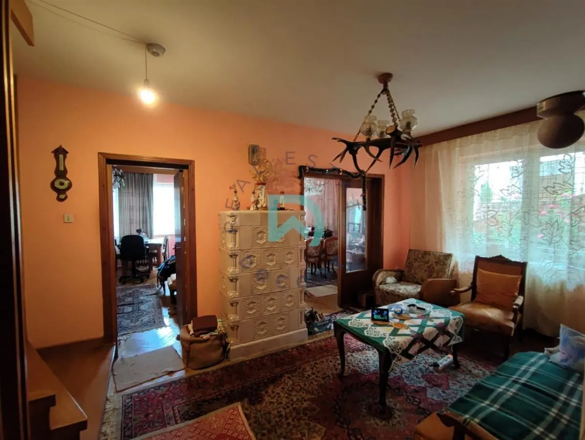 Casa singur in curte, zona  Brasovului Vechi - foto 22