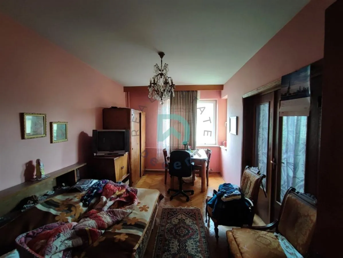 Casa singur in curte, zona  Brasovului Vechi - foto 23