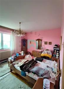Casa singur in curte, zona  Brasovului Vechi - foto 9