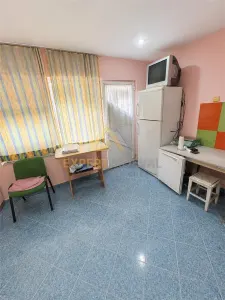 Spatiu comercial cu vad foarte bun la doar 29.900 euro in centrul Ferneziului - foto 4