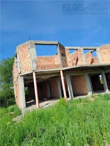 Casa nefinalizata de vanzare in Stupini - foto 4