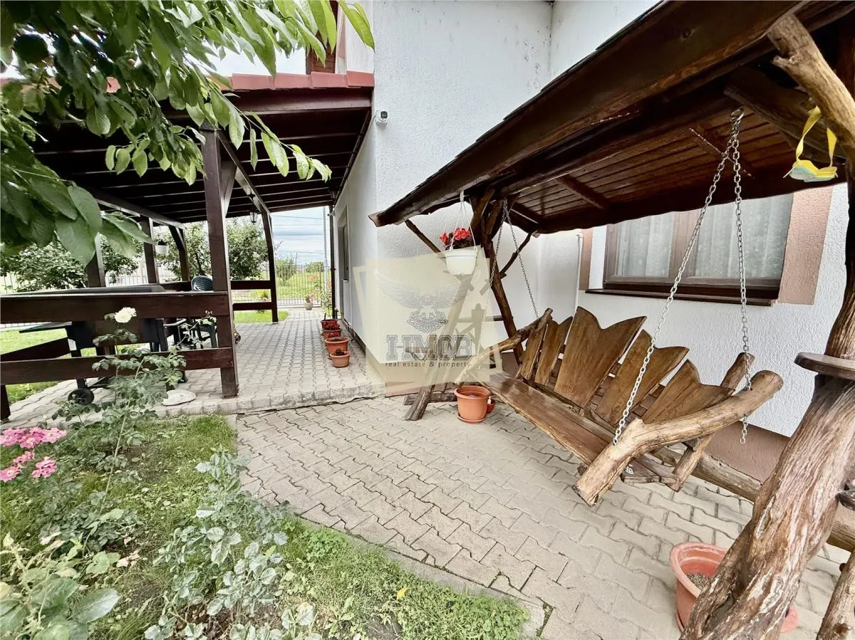 Casa single 5 camere teren 377 mp deschidere la 2 strazi Sibiu - foto 3