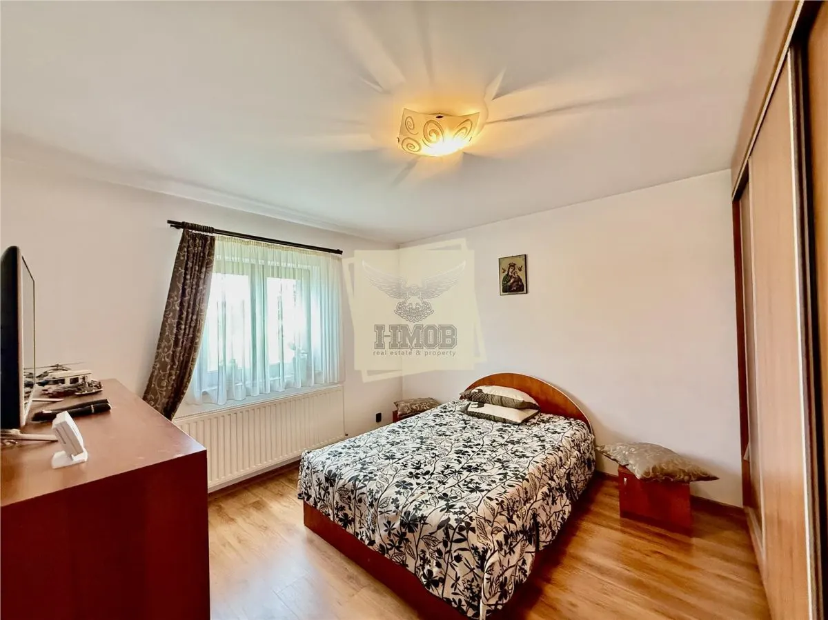 Casa single 5 camere teren 377 mp deschidere la 2 strazi Sibiu - foto 6