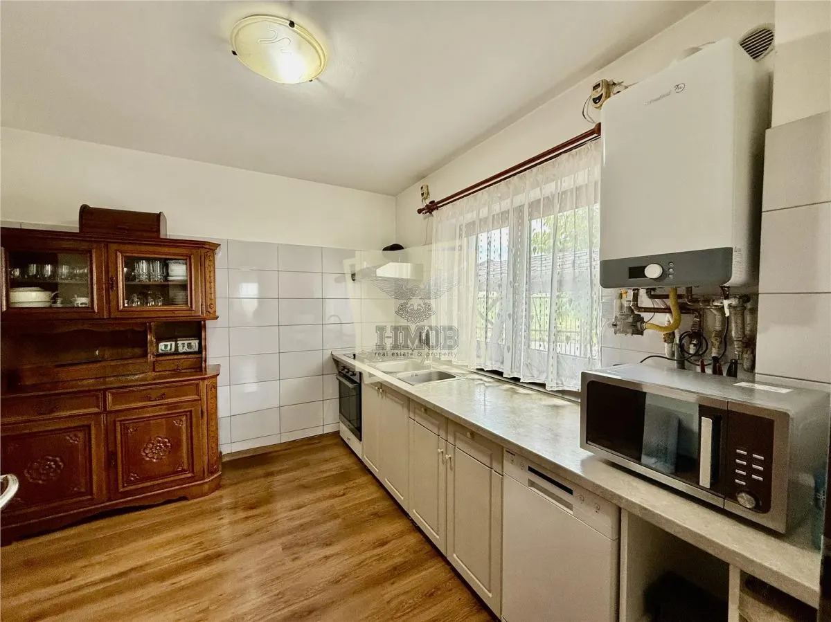 Casa single 5 camere teren 377 mp deschidere la 2 strazi Sibiu - foto 9