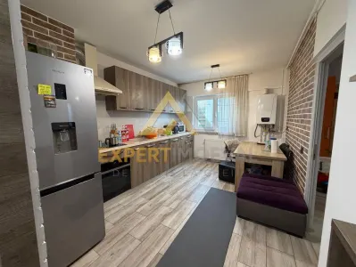 Apartament ultracentral, 57 mp, bul Traian zona Revoiere - foto 2