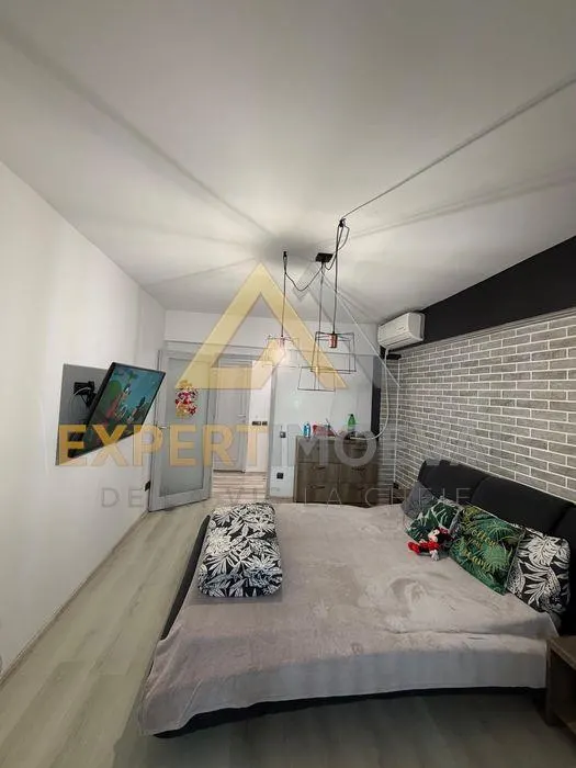 Apartament ultracentral, 57 mp, bul Traian zona Revoiere - foto 6