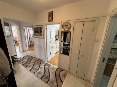 Apartament 2 camere, ultracentral de vanzare- Str. Hortensiei - Baia Mare