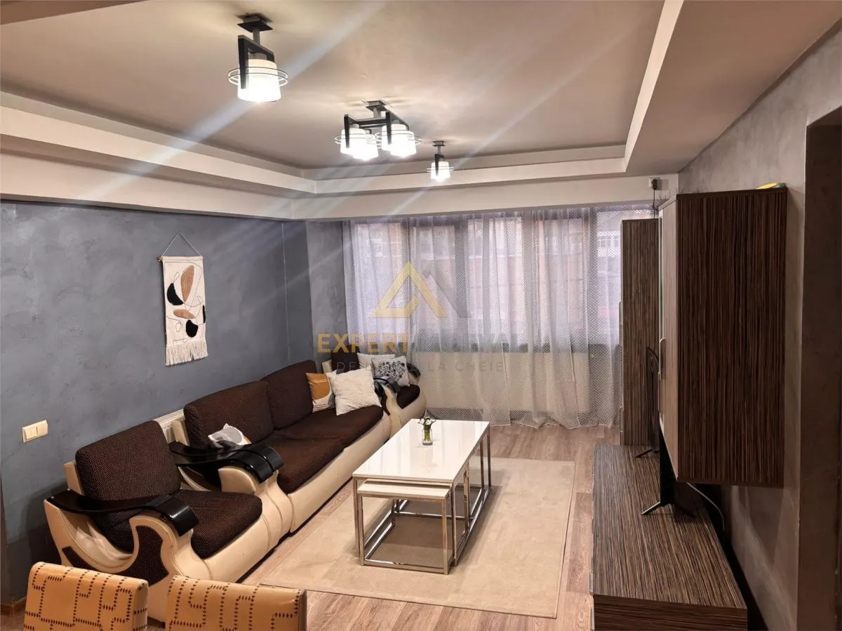 Apartament central 4 camere 80 mp utili etaj 2 - foto 11