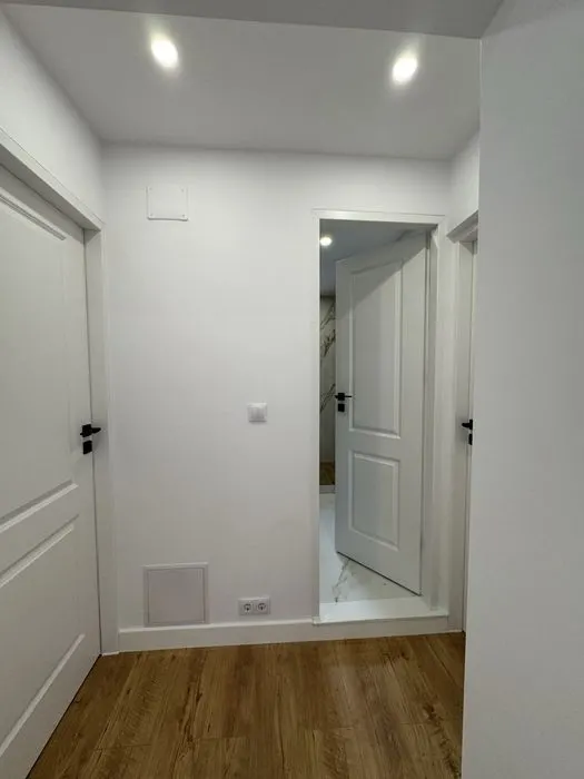 Apartament cu 2 camere, decomandat, Central, B-dul Regele Ferdinand Baia Mare - foto 4