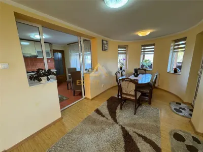Vila superba de vanzare langa Castel Transilvania - foto 8