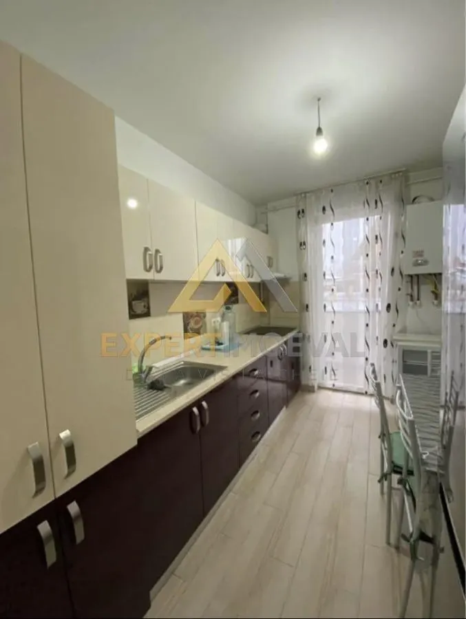 Apartament de vanzare 2 camere Marasesti, parter - foto 4