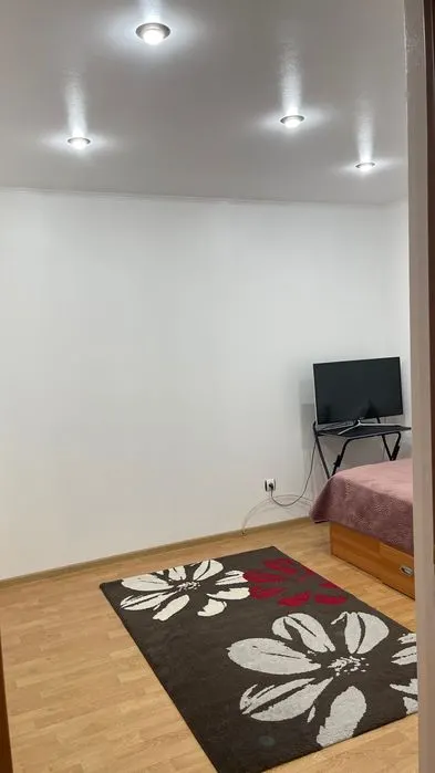 Apartament 4 camere, 82 mp utili, parter si  garaj - foto 7