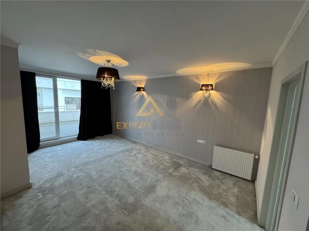PENTHOUSE DE VANZARE  langa Hotel Europa - foto 13