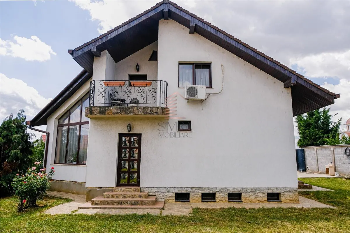 Casa de vanzare  cu teren de 722 mp in Sanmartin - foto 2