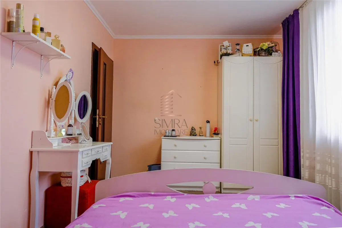 Casa de vanzare  cu teren de 722 mp in Sanmartin - foto 11