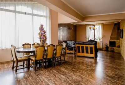 Casa de vanzare  cu teren de 722 mp in Sanmartin - foto 3
