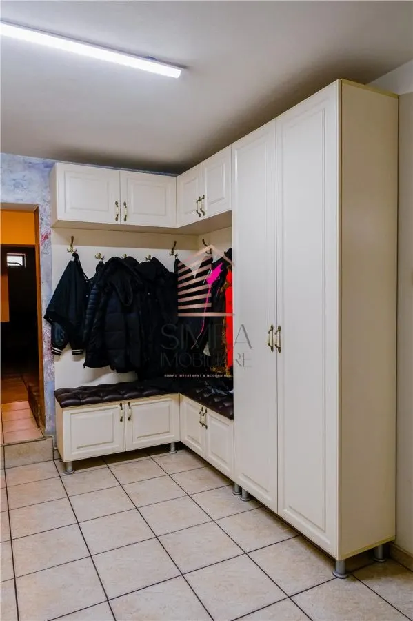 Casa de vanzare  cu teren de 722 mp in Sanmartin - foto 23