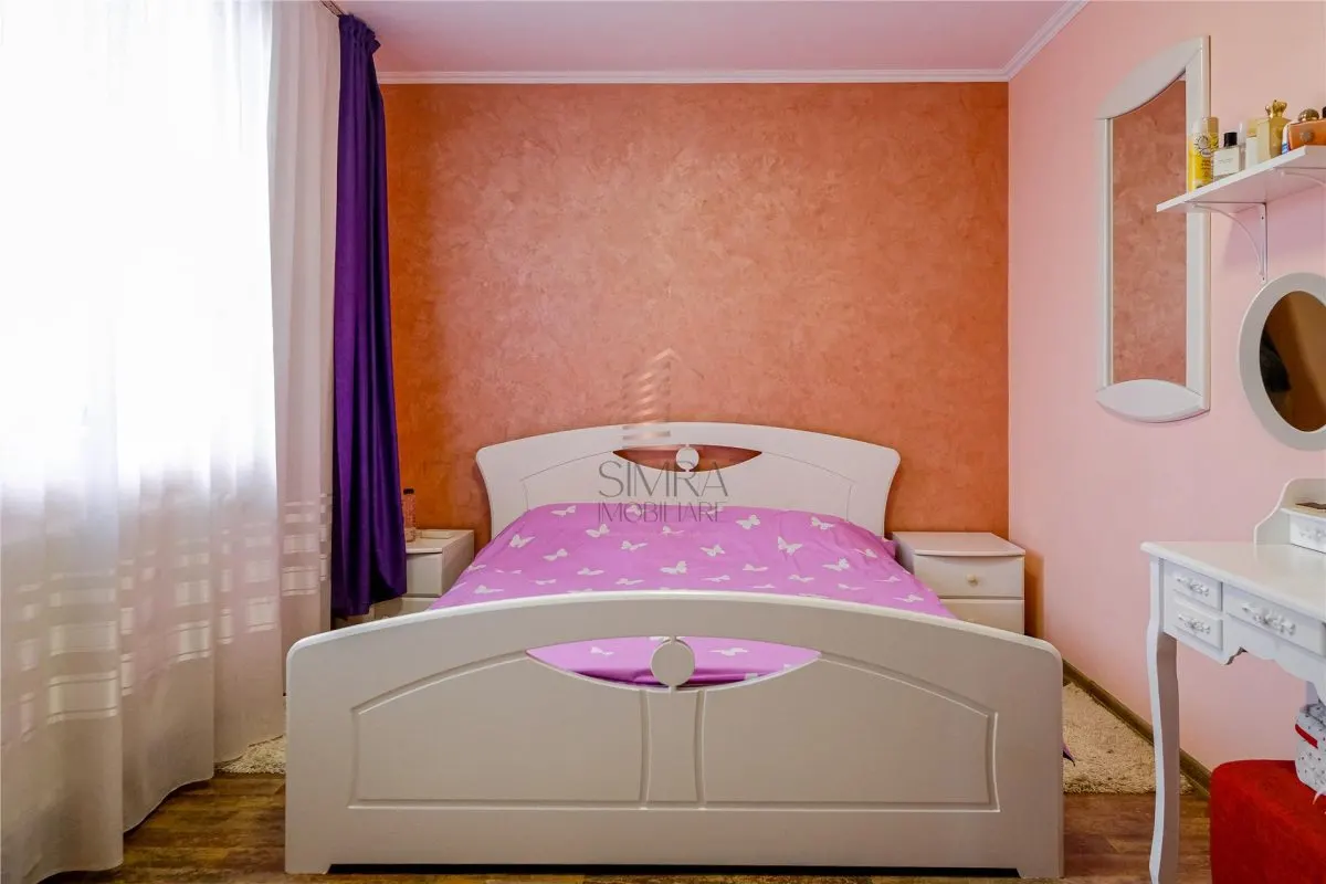 Casa de vanzare  cu teren de 722 mp in Sanmartin - foto 10