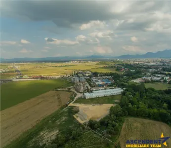8.000 mp teren intravilan, Tractorul, Brasov - foto 2