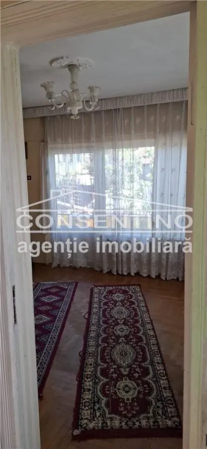 Se vinde casa 1990 , libera , cart.23 August - foto 7