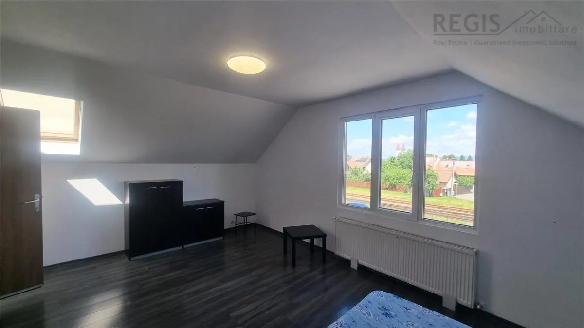 Casa individuala de 4 camere in zona Bartolomeu - foto 5