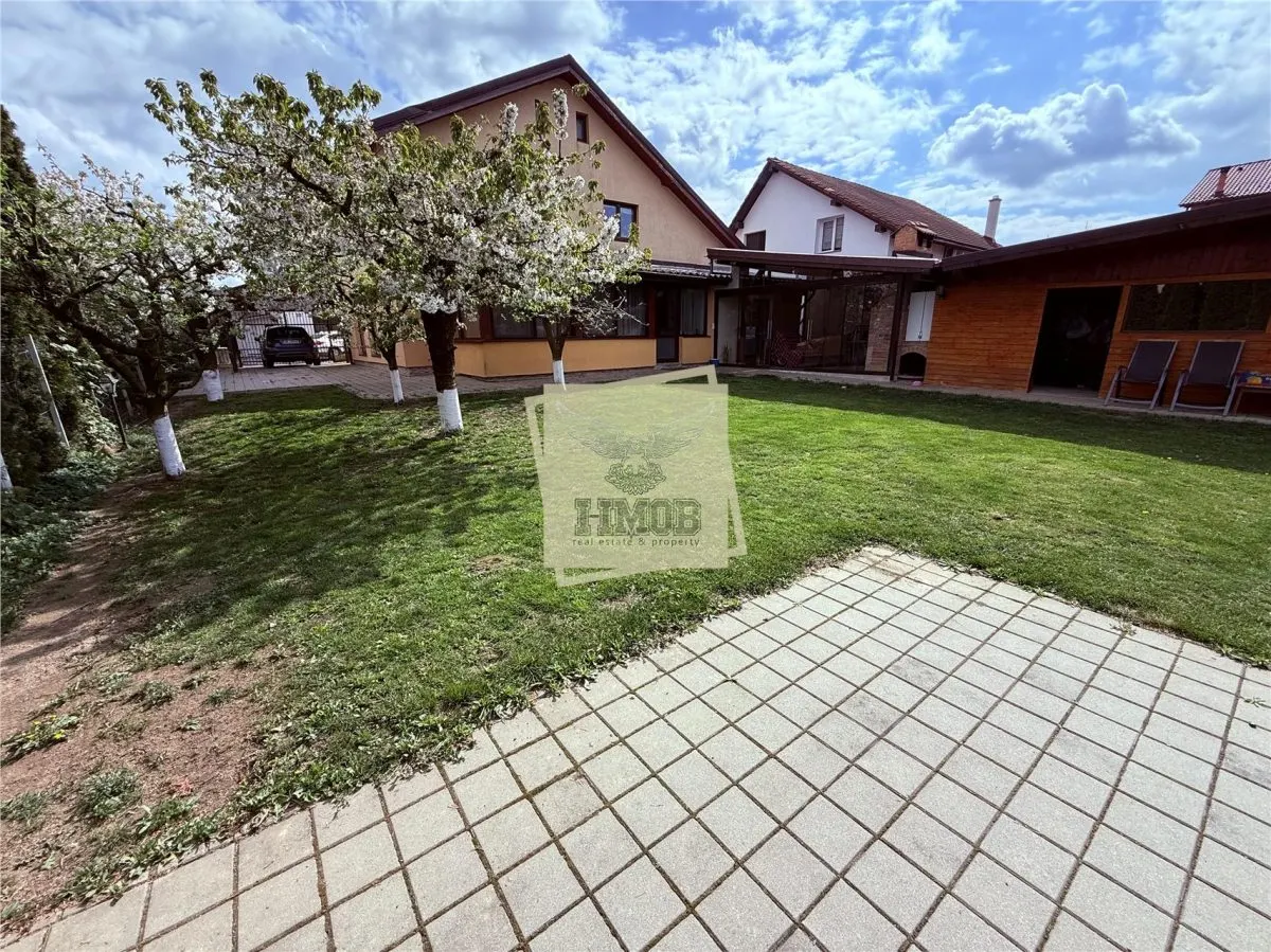 Casa moderna 6 camere 2 bai terasa garaj 654 mp teren Selimbar - foto 5