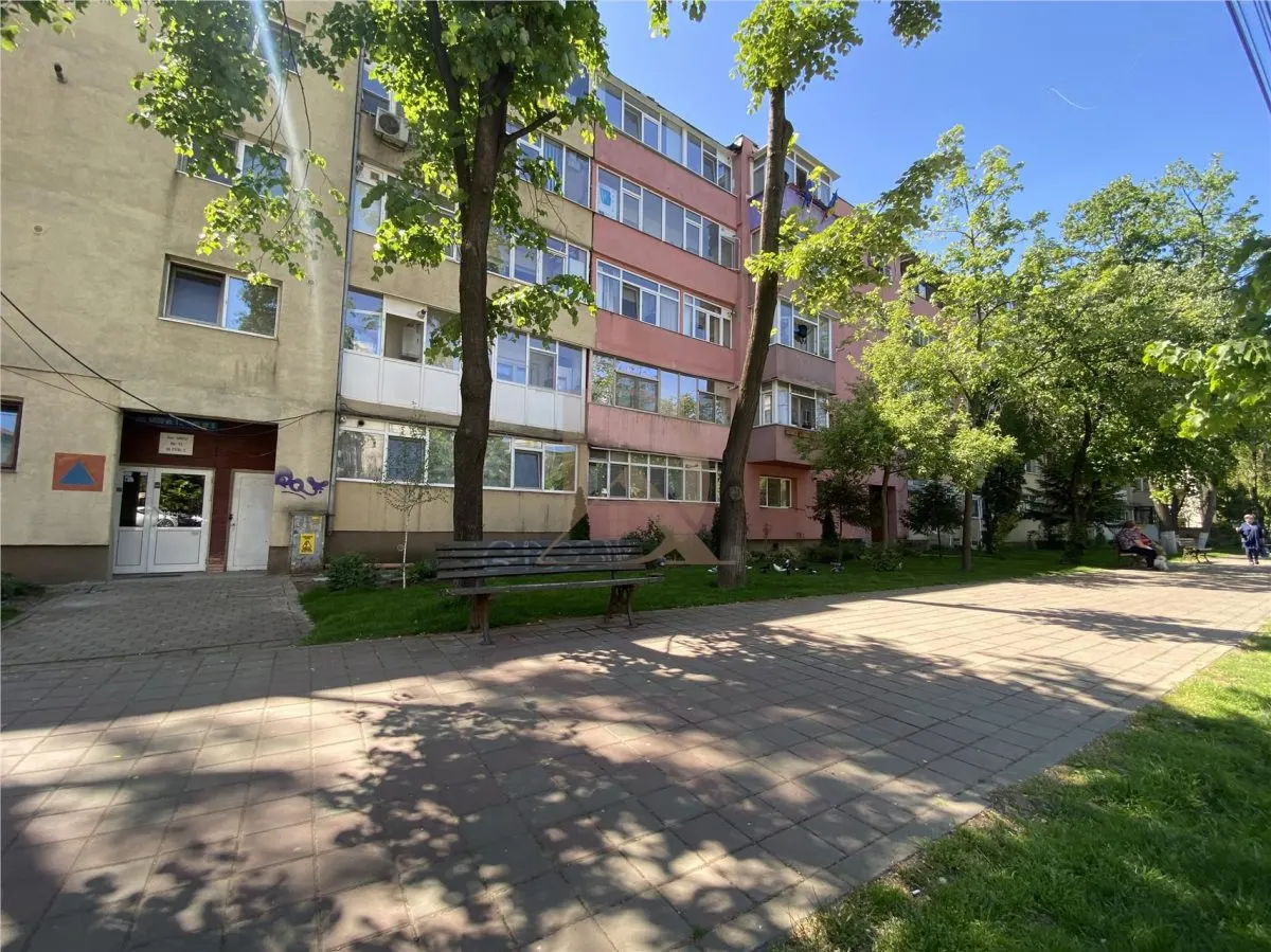 De inchiriat! Centru - Arcu , apartament 1 camera , aproape de Copou si Piata Unirii - foto 5