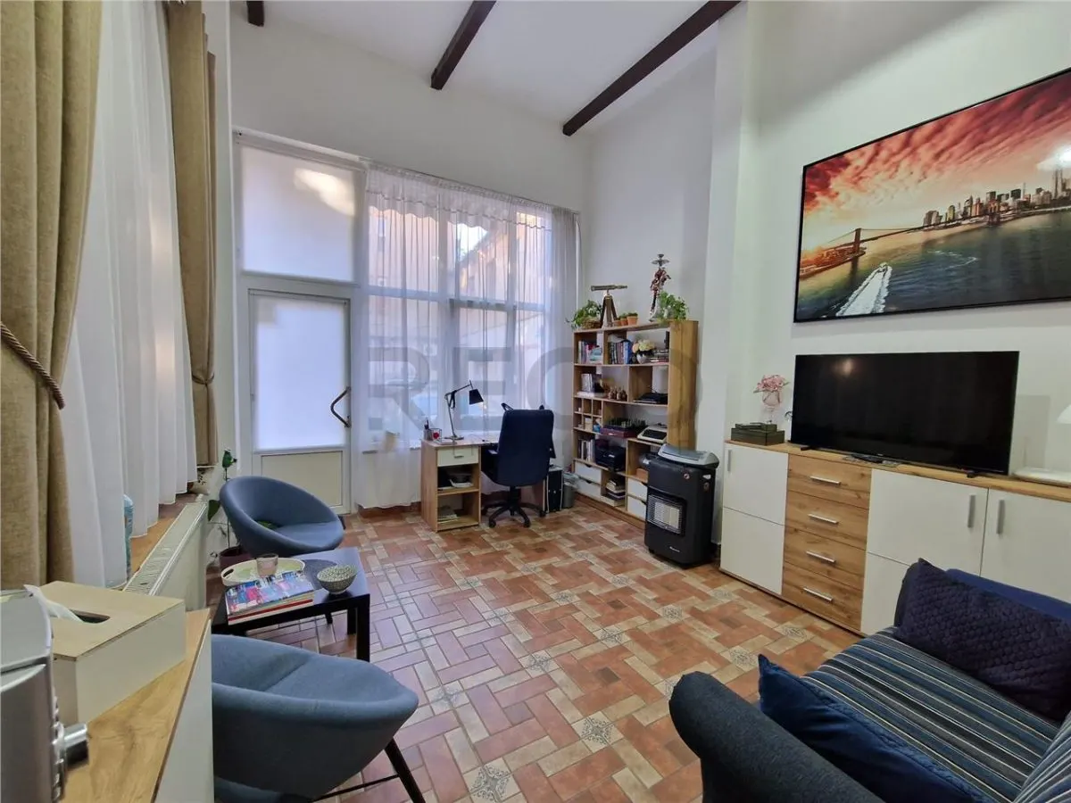 RECO Spatiu Comercial in Oradea zona ultracentrala, Republicii - foto 1