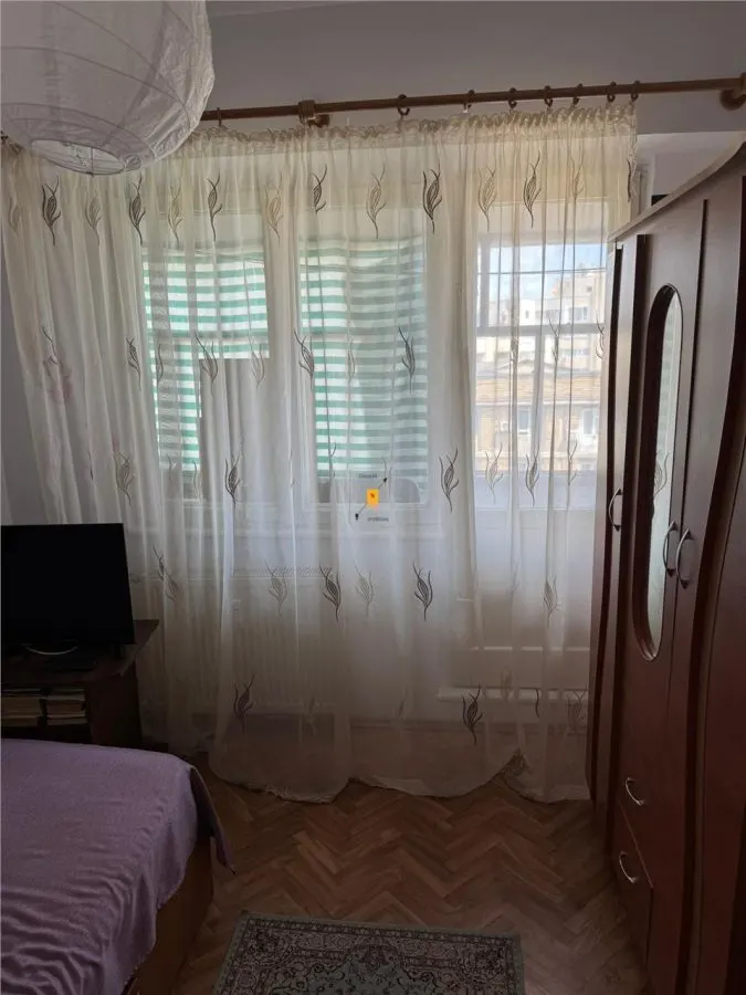 Apartament 3 camere zona ultracentrala - foto 2
