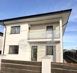 Casa individuala 5 camere, doua bai, Vorovesti, Miroslava COMISION 0% - Vorovesti