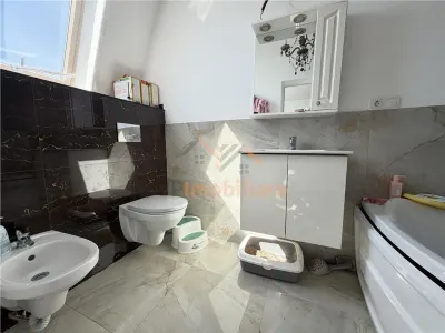 APARTAMENT 3 CAMERE | 2 BAI | 85 MP UTIL | MANSARDA | ZONA ROGERIUS | ORADEA | BIHOR - foto 10