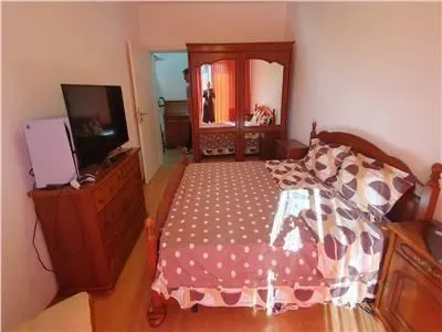 Apartament 2 camere decomandat Tractorul Coresi - foto 5