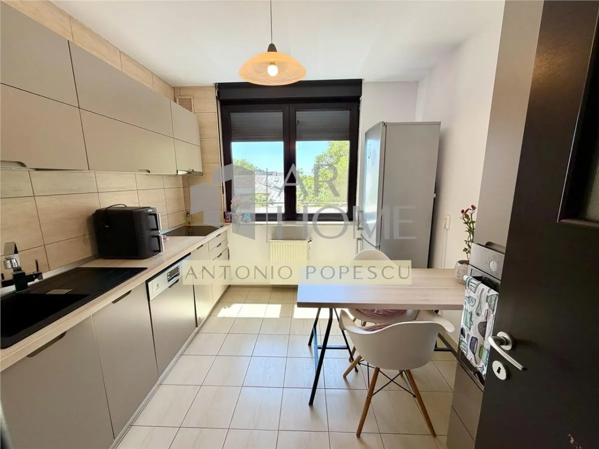 Apartament 2 camere, 2 bai, boxa si parcare,in Ploiesti, zona Nord - foto 9