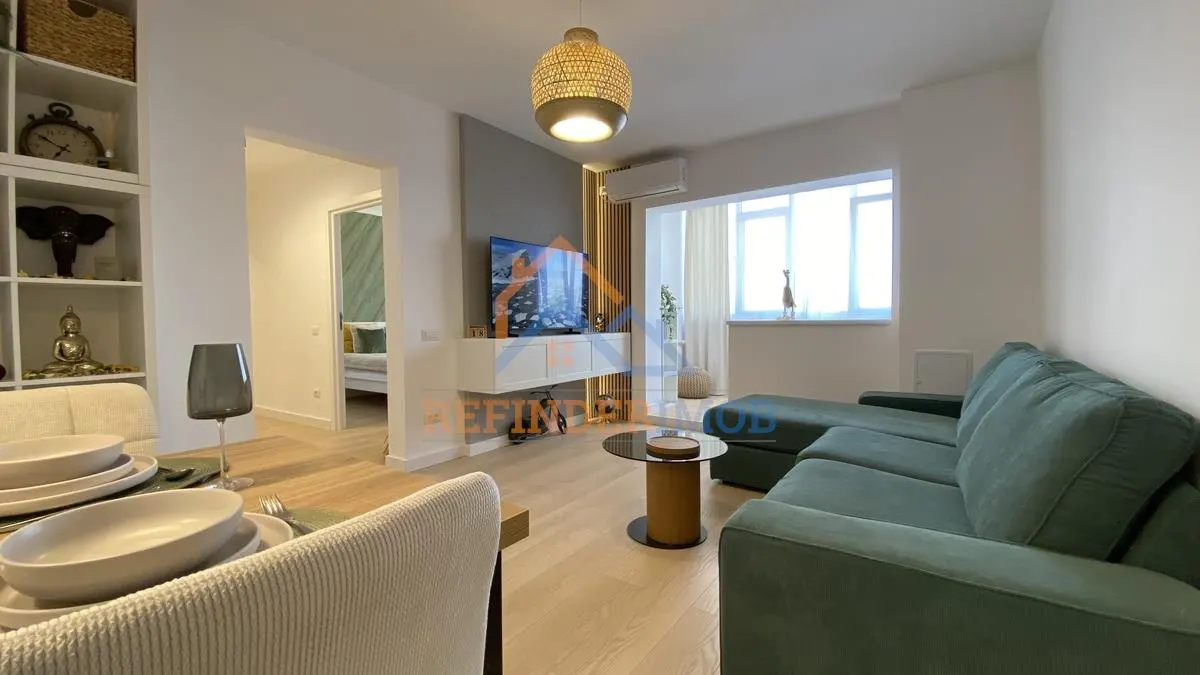 Vanzare apartament 2 camere etajul 6 din 8 zona 13 Septembrie - Marriott - foto 1