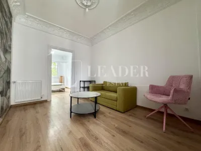 Stirbei Voda || Parc Cismigiu | Apartament renovat in vila - Bucuresti